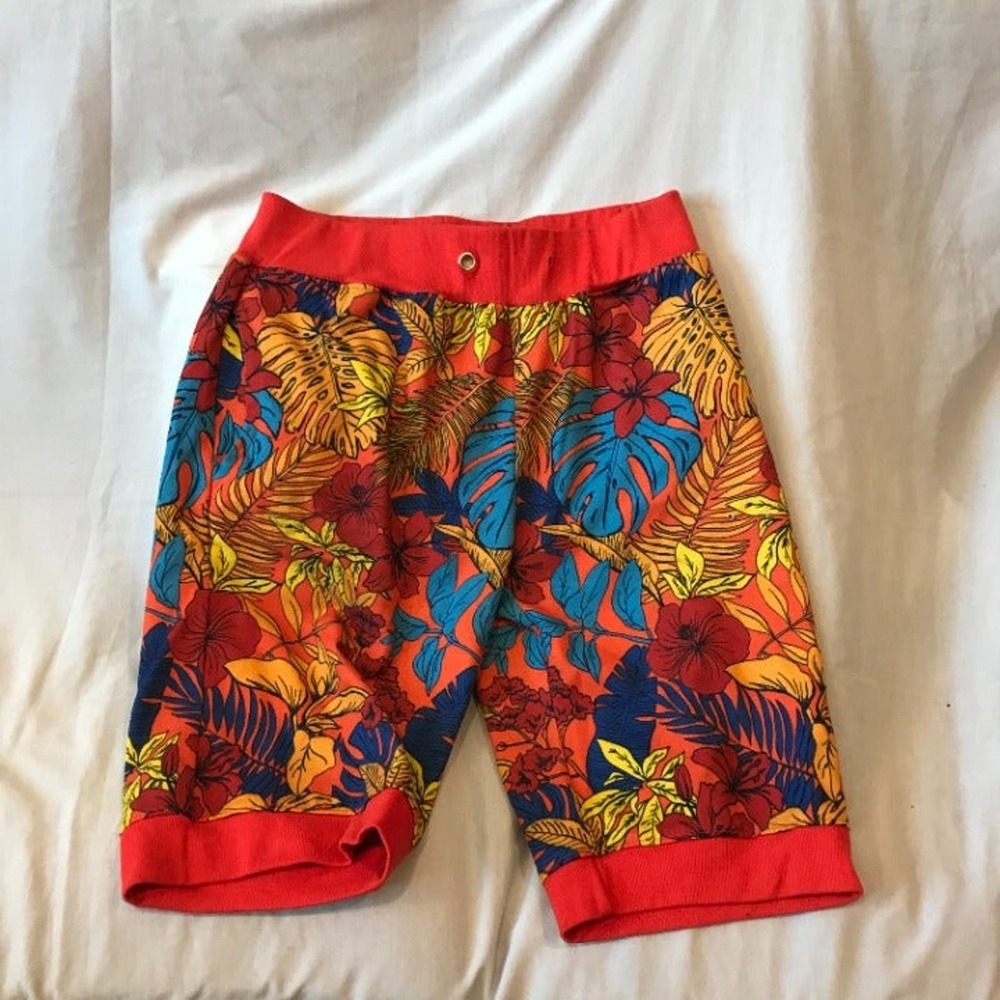 New & Rich Flower Print Shorts